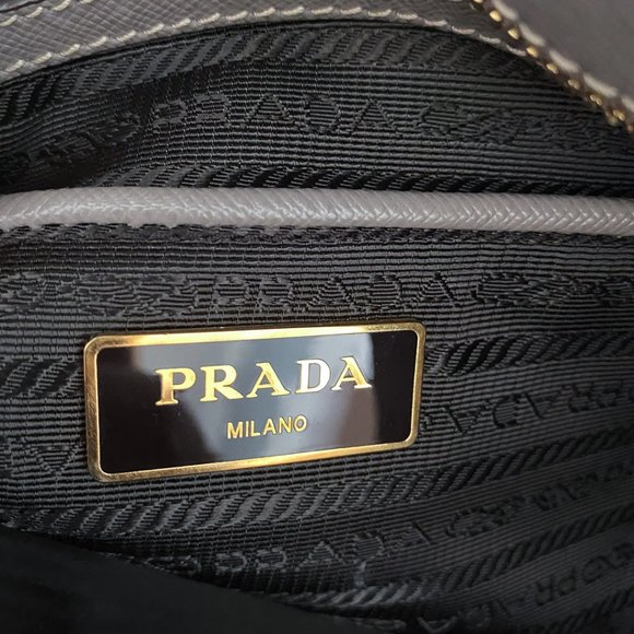 Prada Saffiano Lux Large Tote - Picture 5 of 9
